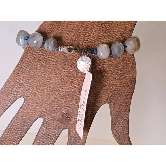 Peyote Multicolor Gray Tones Gemstones 7.75" Bracelet Silver Hammered Charm NWT - Picture 6 of 9
